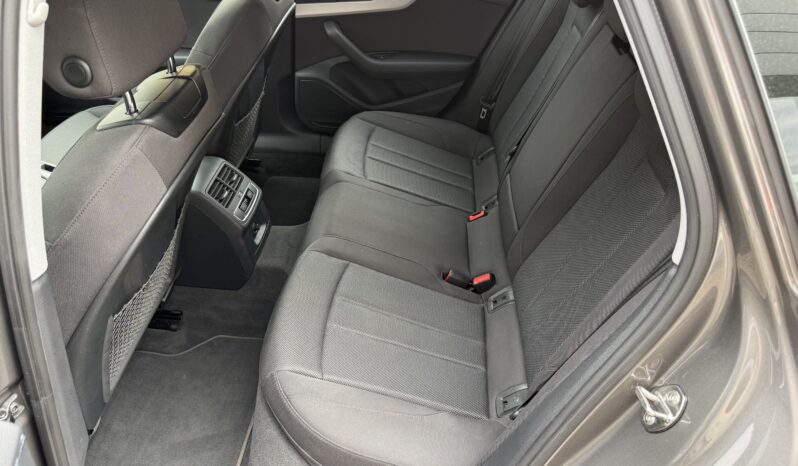 Audi A4 Avant 30 2.0 TDI Mhev 136cv Business S-Tronic full